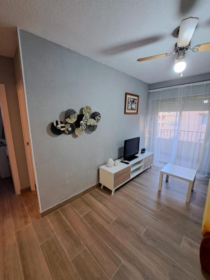 Karlex Con Aire Acondicionado Frio Y Calor Apartment ซานตาโปลา ภายนอก รูปภาพ
